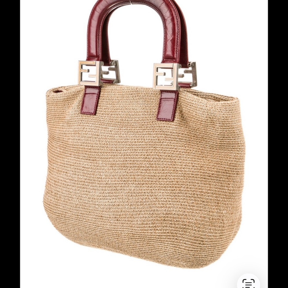 Fendi Mamma Baguette Raffia Straw Handbag - Picture 4 of 5